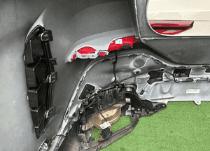 Klapa zderzak tył tylna lampy tylne bmw X6 G06 m pakiet A300 europa 8