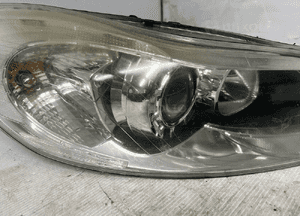 Volvo C30 lift lampa prawy przód prawa przednia 31214806 uk 3
