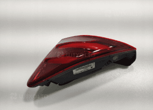 Lampa lewa lewy tył tylna w klapę peugeot 3008 i 9805511380 2013-2016 lift 4