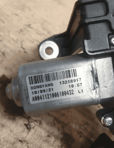 Silniczek wycieraczki tylnej opel astra j nr 13256917 4
