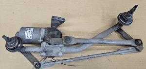 Ford Fiesta MK6 mechanizm wycieraczek silniczek przód przednich 2S6T 1