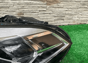 Lampa bmw 1 F40 adaptive led 9482811 2