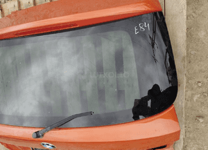 Bmw E84 szyba bagaznika przyciemniona 6