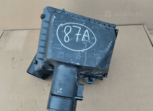 Obudowa filtra powietrza trafic iii vivaro b 2.0 dci 165009078R 93867738 1