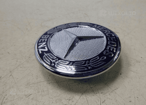 Mercedes cls C218 X218 emblemat znaczek logo 2