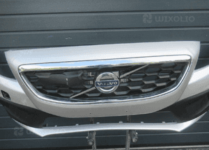 Zderzak przedni przód grill gril volvo V40 cross country 2012-2019 5