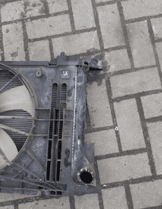 } CHŁODNICA WODY CIECZY TOYOTA AURIS 1.6 BENZYNA WENTYLATOR KLIMATYZACJA 3