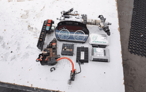 Komputer sterownik silnika bmw 6 E63 E64 4.4 645 ci 1