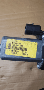 Podnośnik szyby prawy przód przedni Fiat Punto EVO 51786728 6
