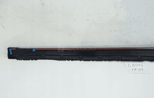 Listwa progowa prawa audi A4 B9 lift allroad 2019- 6