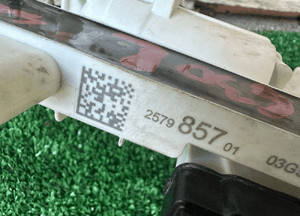 Zamek soft close dociąg bmw 5 G30 F90 2579857 2