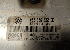 Komputer sterownik silnika VW Polo 6N2 1.0 MPI 030906032CE 4