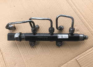 Listwa wtryskowa z czujnikiem 7H2Q-9D280 EURO4 Land Rover Discovery 3 III / Range Rover Sport 2.7 TDV6 1