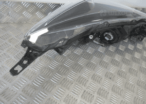 Lampa przednia przód lewa nissan micra K14 2016- 10