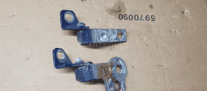 Zawias zawiasy drzwi lewy przód para Ford Focus MK3 AM51-U22801-AC 3