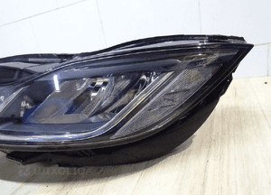 Jaguar pace X590 lampa full led lew J9D3-13W030BC 4