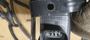 Zawór elektromagnetyczny podciśnienia VW Golf V Plus 1.9 TDI 03G131051AE 6Q0906625 7