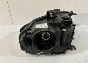 AUDI A4 B8 Lampa przednia Xenon L - 14844 4