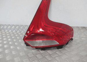 Lampa tylna tył prawa volvo V40 31395845 2012- 5