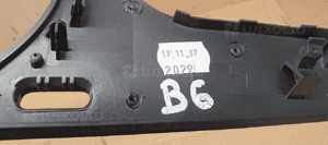 Osłona obudowa licznika zegarów dekor VW Passat B6 3C1858335BC 7