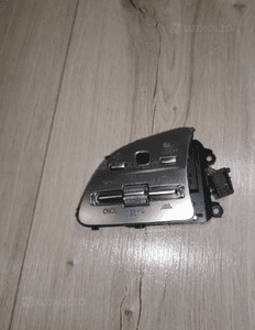 Przyciski kierownicy Mercedes A0999054904 2