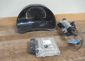 ZESTAW STARTOWY KOMPUTER VW UP 1.0 MPI 60 KM 04C907309N 2