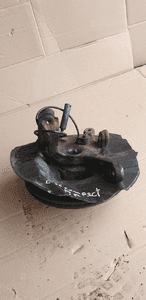 Zwrotnica piasta prawy przód przednia prawa BMW E46 5