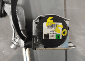 Bmw E60 E61 czarny pas prawy przód napinacz sprawny ładny oryginał 8