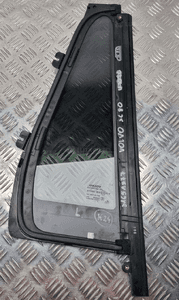 VOLVO XC90 SZYBA KAROSERYJNA LEWA TYLNA TYŁ 31651377 7