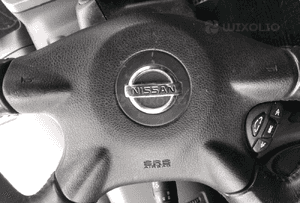 Nissan X-Trail T30 poduszka airbag kierowcy  pasażera zaslepka deska 01-06 2