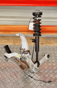 BMW F10 F11 ZWROTNICA AMORTYZATOR LEWY PRZÓD PRZEDNIE 6775769 6797765 1