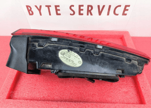 Skoda Enyaq IV LAMPA KLAPY PRAWA TYŁ LED 5LG945308 5
