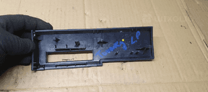 Listwa uchwyt dekor konsoli VW Touareg 7L6857221H 5