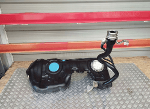 BMW F30 F31 BAK ZBIORNIK POMPKA PALIWA 7326874 1