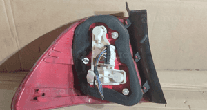 Lampa prawa tył tylna w błotnik bmw E91 2