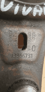 Łapa silnika poduszka Opel Vivaro B Trafic III 1.6 DCI 8200675206 93866731 6