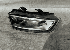 Audi Q3 8U0 bixenon prawy 11-14 1