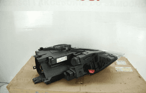 Reflektor bixenon led audi Q3 8U 8U0 2011-2014 oe 2