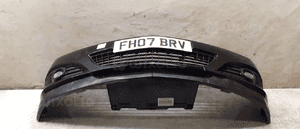 Zderzak przód przedni do opel astra h 3 iii gtc halogeny kod kolor Z20R czarny 1