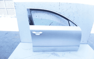 Drzwi prawy przód skoda superb ii LA7W