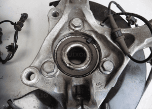 Zwrotnica piasta prawy przód Opel Astra IV J 1,6 1,7 CDTI 13324458 13324459 6