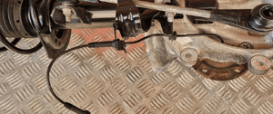 BMW F20 F21 ZWROTNICA AMORTYZATOR LEWY PRZÓD PRZEDNIA 6792285 6873721 11