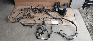 Wiązka instalacja komory silnika Jaguar XF X250 2.7 TDV6 8X2T-14290-KD 1