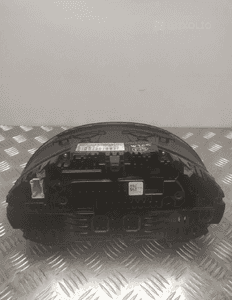 Mercedes W205 licznik zegary A2059000345 6