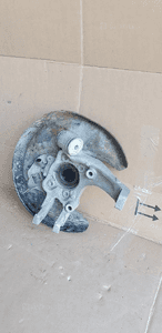 Zwrotnica piasta lewy tył tylna lewa Audi A8 D3 4.2 TDI 6