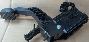 Audi A2 pedal sprzęgła 8Z1721059 3