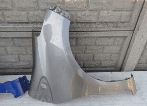 Toyota yaris 3 iii 11-20 błotnik prawy przód 3