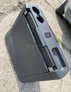 MERCEDES 639  VITO VIANO   stolik   lift  447 5