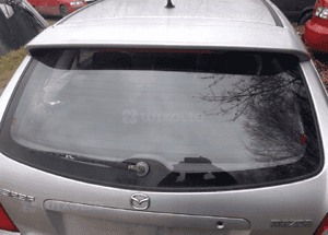 Mazda 323f bj 98-03 tył szyba tylna w klapie 5