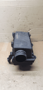 Obudowa filtra powietrza Ford Mondeo MK3 1.8 16V 1S71-9600-AE 2